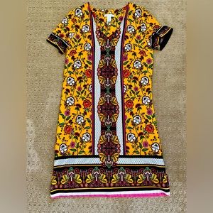 London Times size 12 shift dress in gold print.